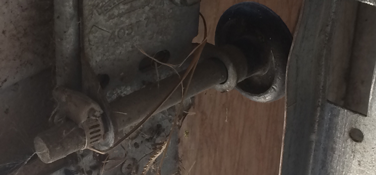 garage-door-roller-off-track-repair in Bracebridge
