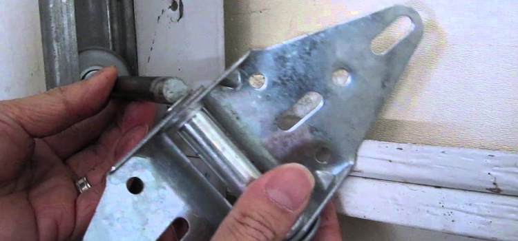 Garage Door Bracket Repair Services in Bracebridge