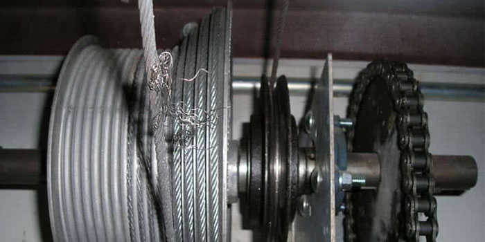 overhead garage door cable repair in Bracebridge