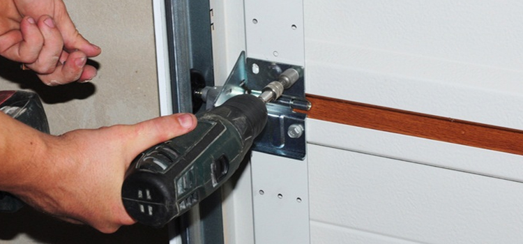 residential garage door service in Bracebridge